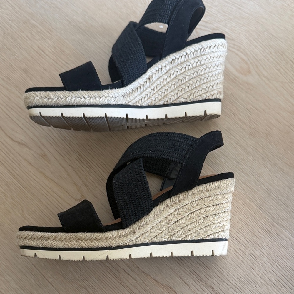 Kelly & Katie Black Wedge Sandals Women’s 7 - Picture 5 of 8
